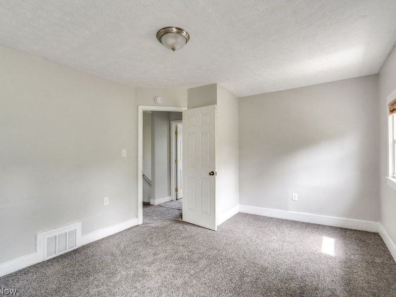 340 Crosby Street, Akron, OH 44303 Photo 23