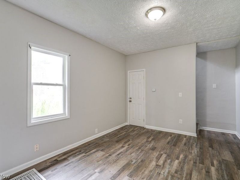 340 Crosby Street, Akron, OH 44303 Photo 5