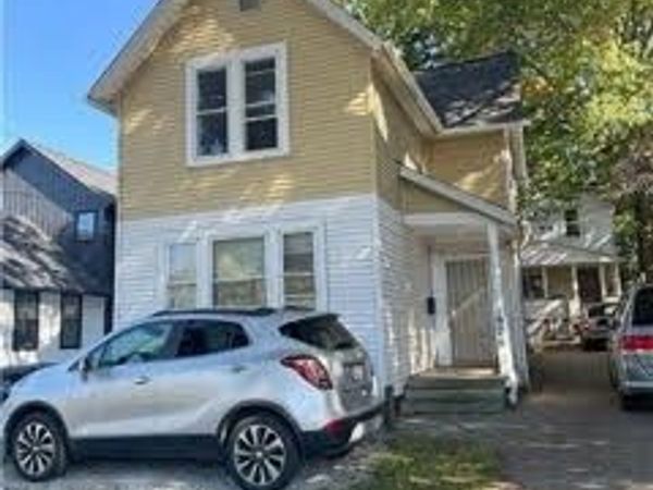 1975 W 77th Street , Cleveland, OH 44102