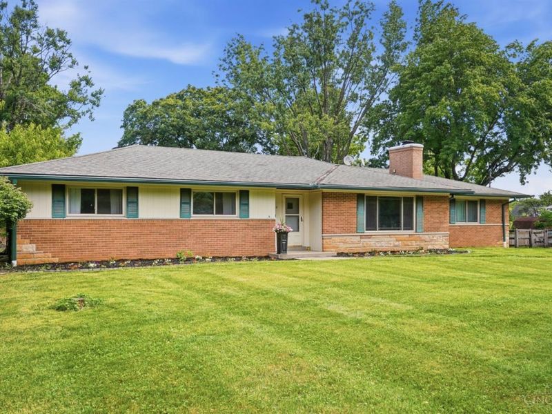 8150 Hopewell Road, Montgomery, OH 45242 Photo 2