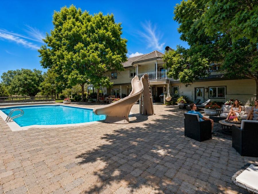 Property Image 48