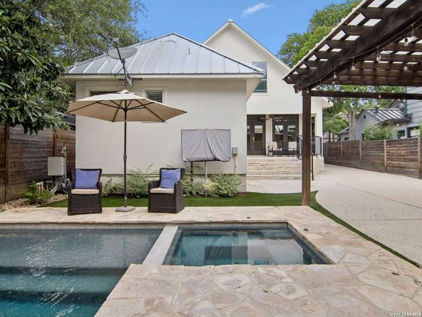 310 Castano Avenue, Alamo Heights, TX 78209