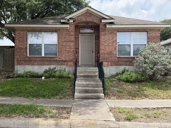 609 MEADOW ARBOR LN, Universal City, TX 78148