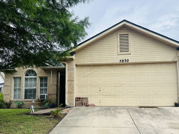 5830 LARKMEADOW DR, San Antonio, TX 78233