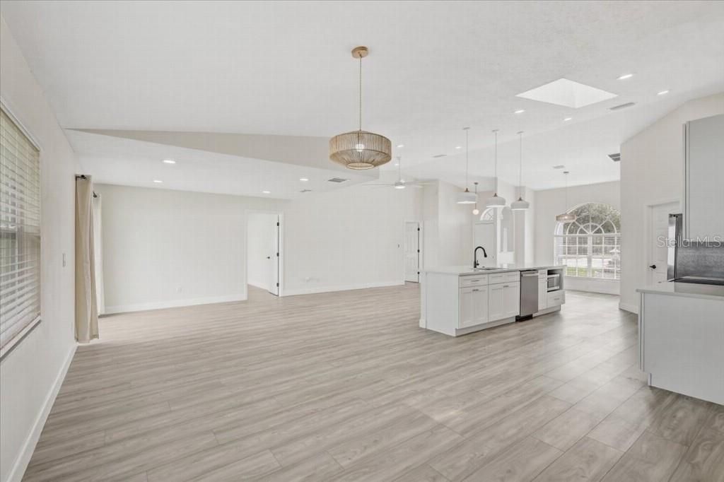 6501 68th Drive E, Palmetto, FL 34221 Photo