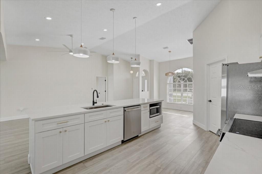 6501 68th Drive E, Palmetto, FL 34221 Photo