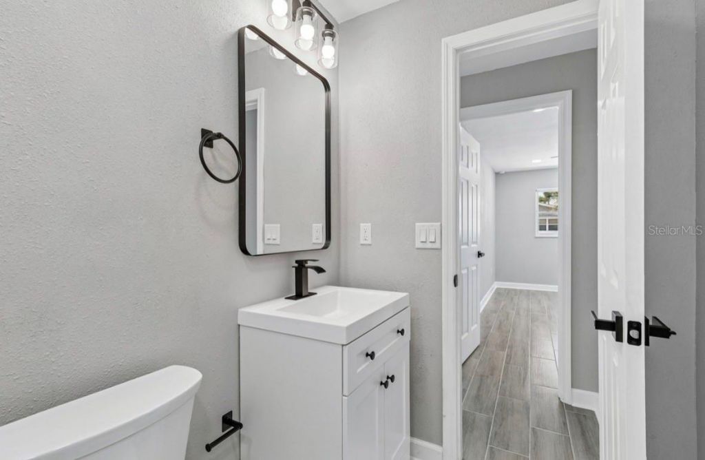 14906 N Bayshore Drive, Madeira Beach, FL 33708 Photo