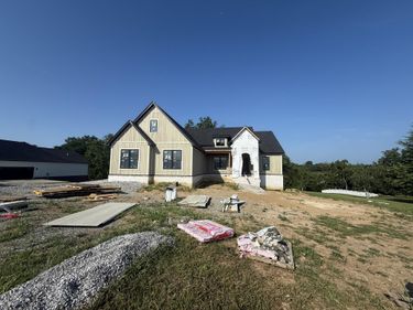 2030 West Court, Richmond, KY 40475