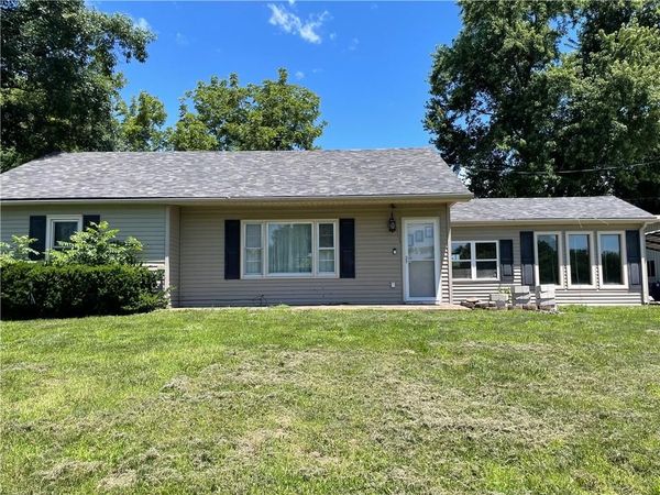 8402 SE Route C Highway, Cameron, MO 64429