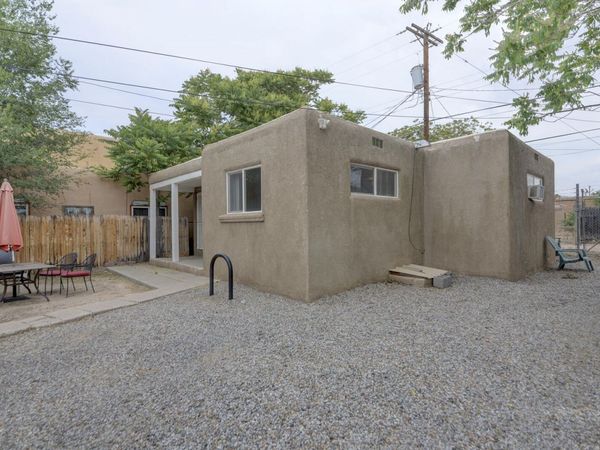 306 Stanford Drive SE, Unit B, Albuquerque, NM 87106