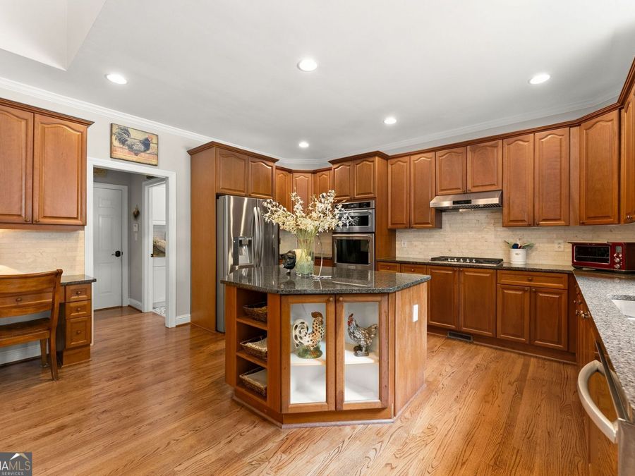 Property Image 28