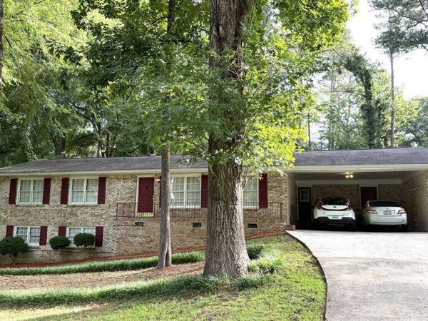 866 Killian Hill Road SW, Lilburn, GA 30047
