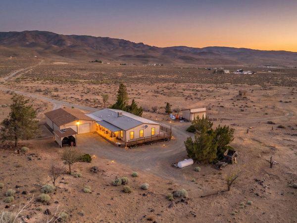 11255 Stallion Springs Circle, Stagecoach, NV 89429