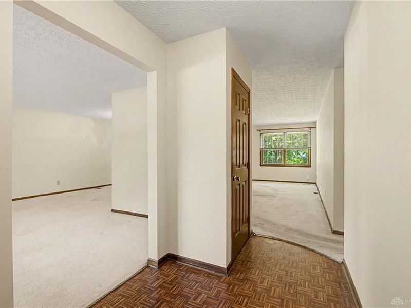 9909 Sheehan Road, Centerville, OH 45458 Photo 6