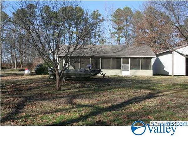 10804 Paradise Shores Road, Athens, AL 35611