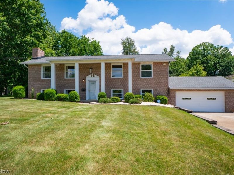 2421 Fairview Road , Uniontown, OH 44685 Photo 1