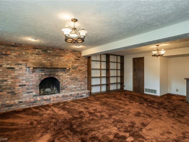 2421 Fairview Road , Uniontown, OH 44685 Photo 24