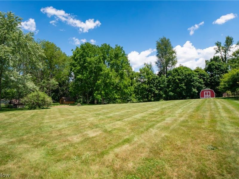 2421 Fairview Road , Uniontown, OH 44685 Photo 36