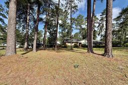 5903 Sylvan Drive  photo 4