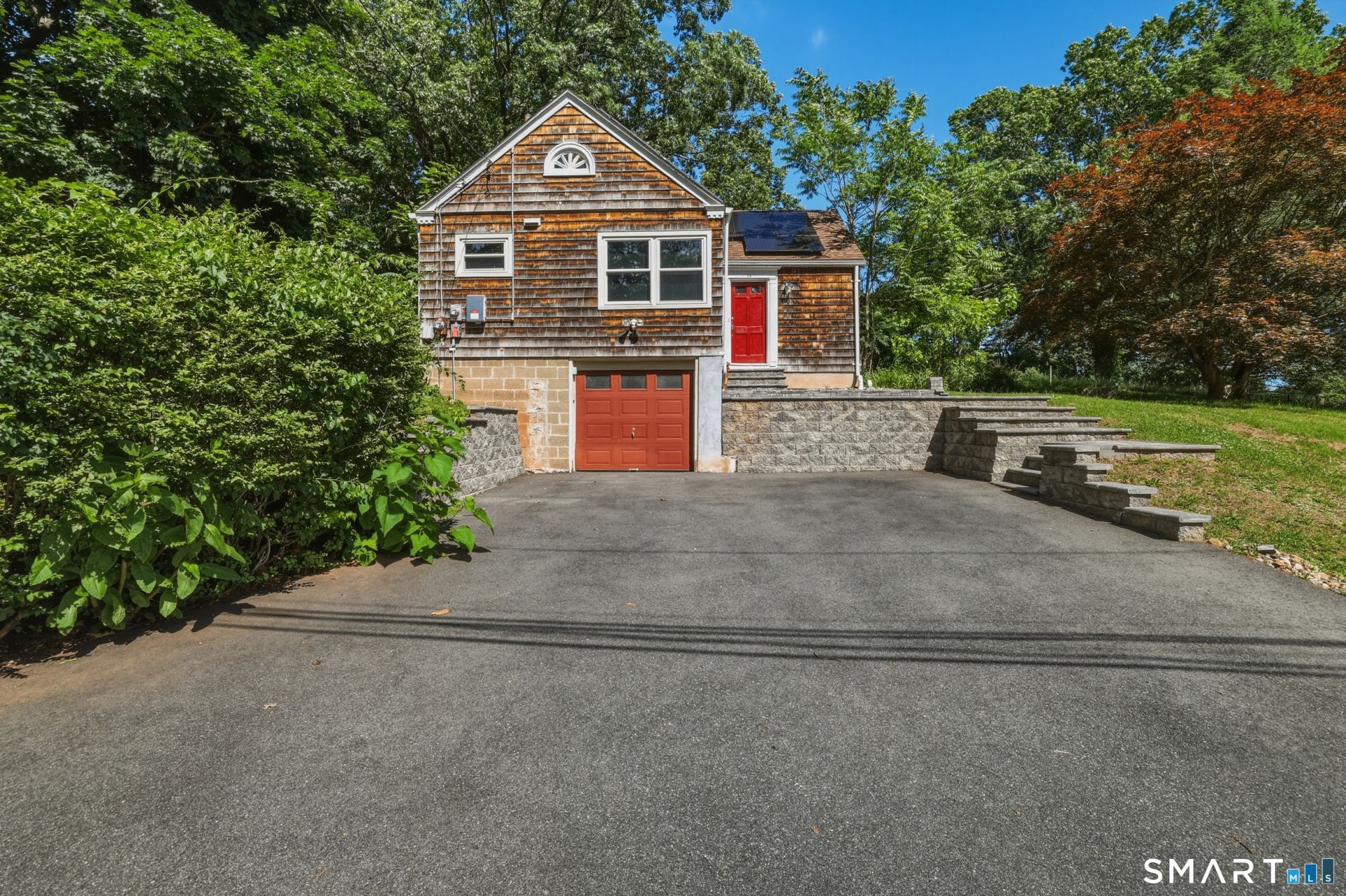 24 Guerney, Meriden, CT 06451 Main Photo