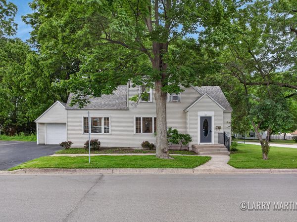 224 S Weaver Avenue, Fremont, MI 49412
