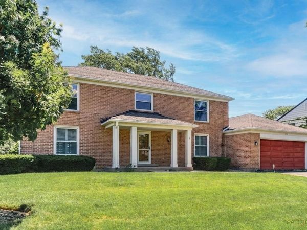255 Lee Road , Northbrook, IL 60062