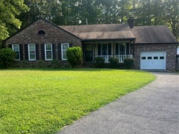3021 Sand Hills Drive , Hopewell, VA 23831