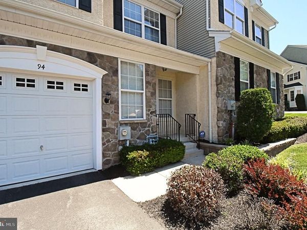 94 LONGVIEW LANE, NEWTOWN SQUARE, PA 19073