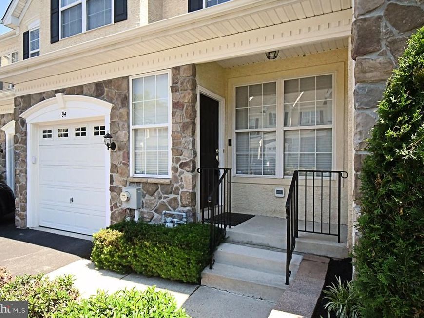 94 Longview Lane, Newtown Square, PA 19073 Main Photo