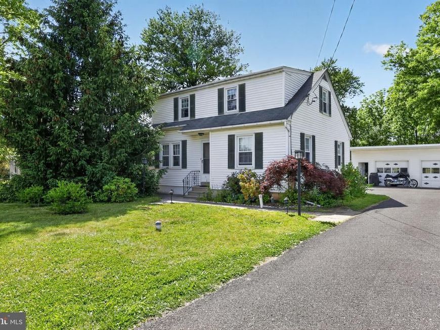 3438 E Orvilla Road , Hatfield, PA 19440 Main Photo
