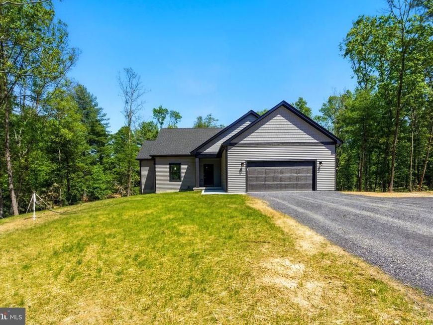 63 Garage Spice Bush Court , Hedgesville, WV 25427 Main Photo