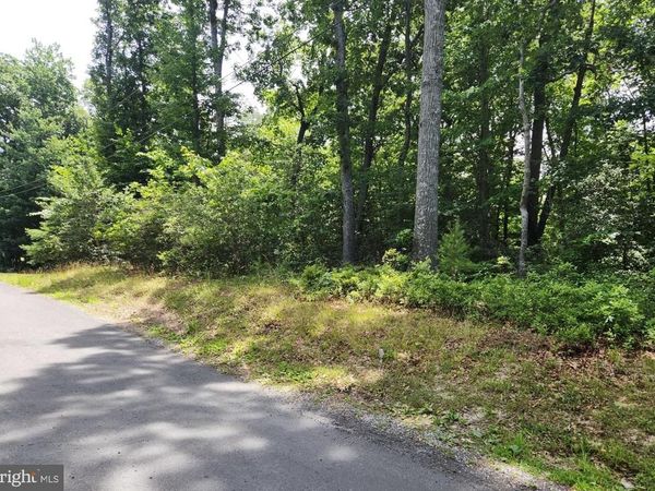 409 STALLION LANE , LUSBY, MD 20657