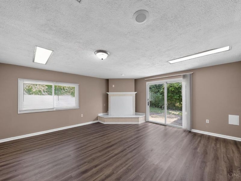 8769 Zodiac Drive, Springfield Twp., OH 45231 Photo 11