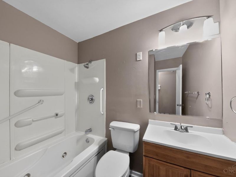 8769 Zodiac Drive, Springfield Twp., OH 45231 Photo 22