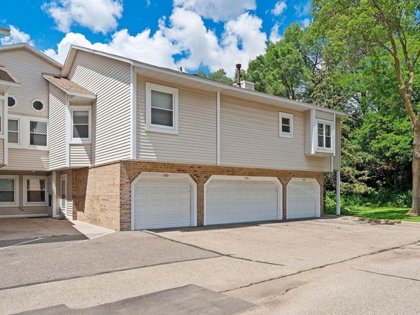 5304 Highpointe Terrace, Bloomington, MN 55437