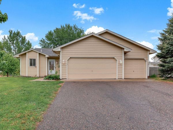 435 Birch Avenue NW, Saint Michael, MN 55376