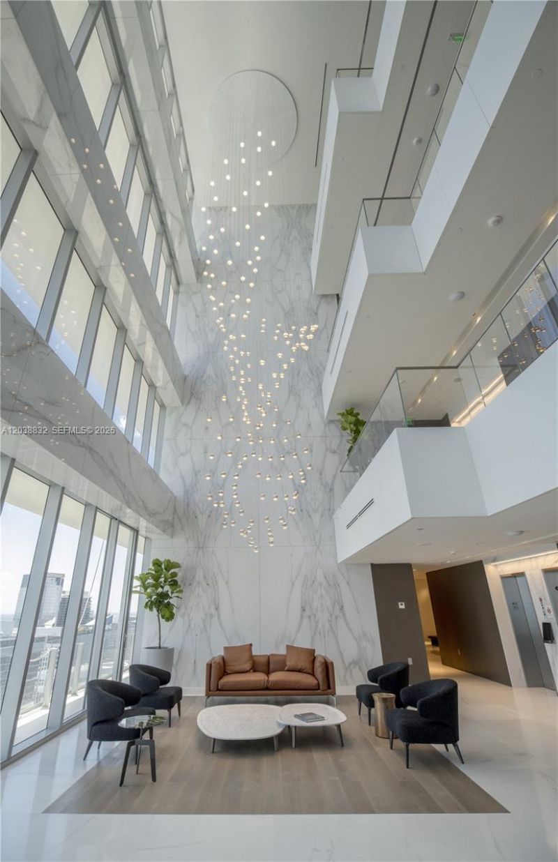 300 Biscayne Boulevard Way, Unit 4007W, Miami, FL 33131 Photo