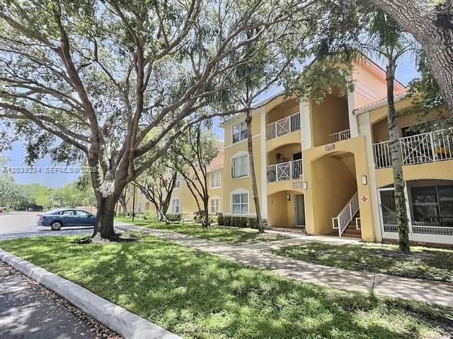 5540 NW 61st St, Unit 409, Coconut Creek, FL 33073 Photo