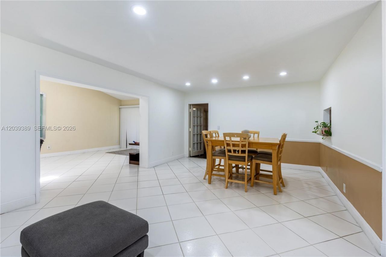 19323 Carolina Cir , Boca Raton, FL 33434 Photo
