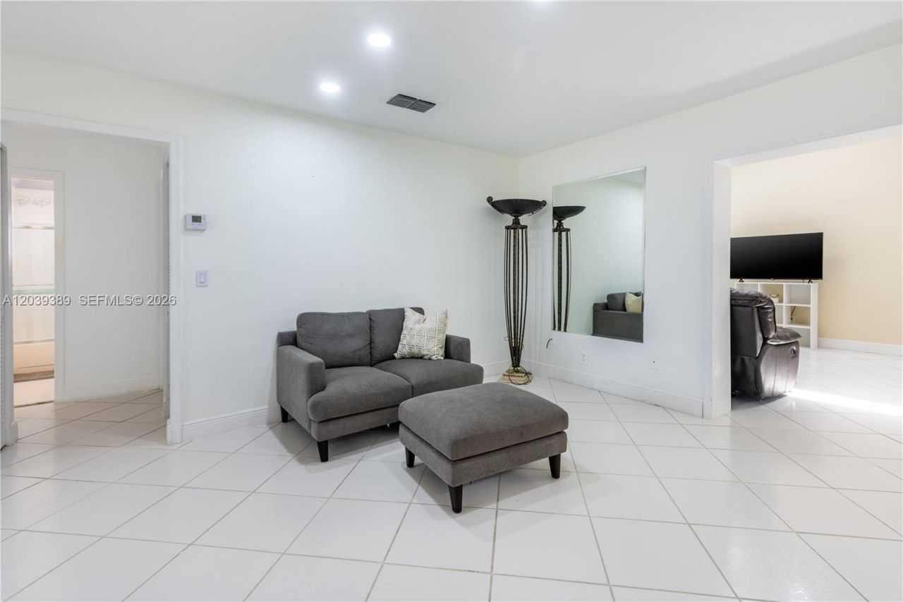 19323 Carolina Cir , Boca Raton, FL 33434 Photo