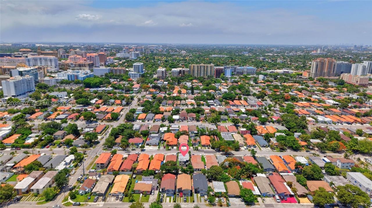 3522 SW 25th St , Unit 3522, Miami, FL 33133 Photo