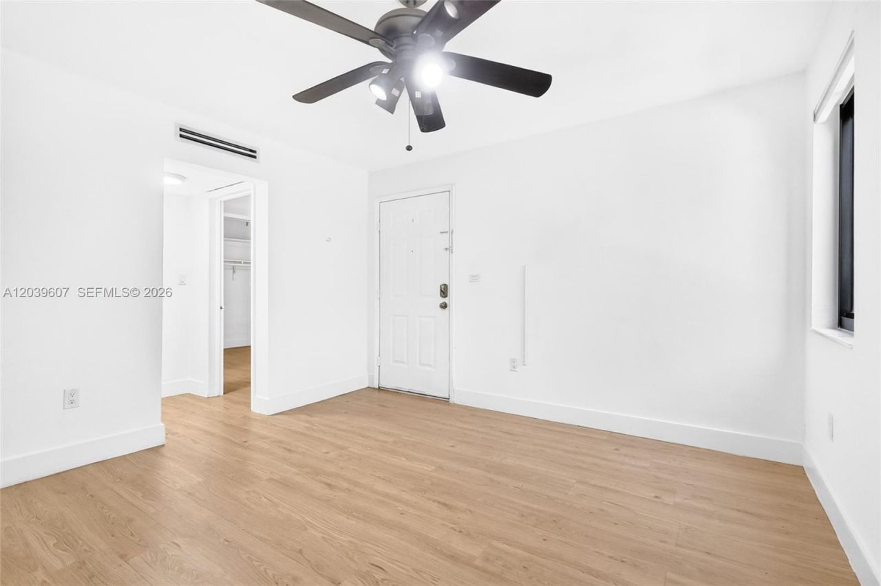 3522 SW 25th St , Unit 3522, Miami, FL 33133 Photo