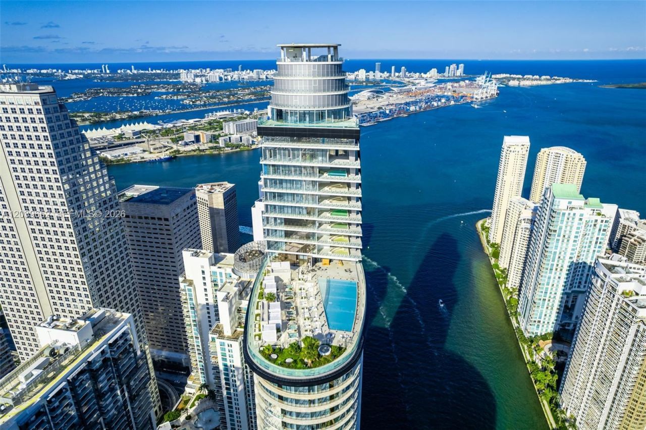300 Biscayne Blvd Way, Unit 4008, Miami, FL 33131 Photo