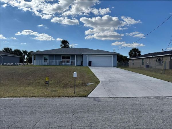 1201 BANJO CT , La Belle, FL 33935
