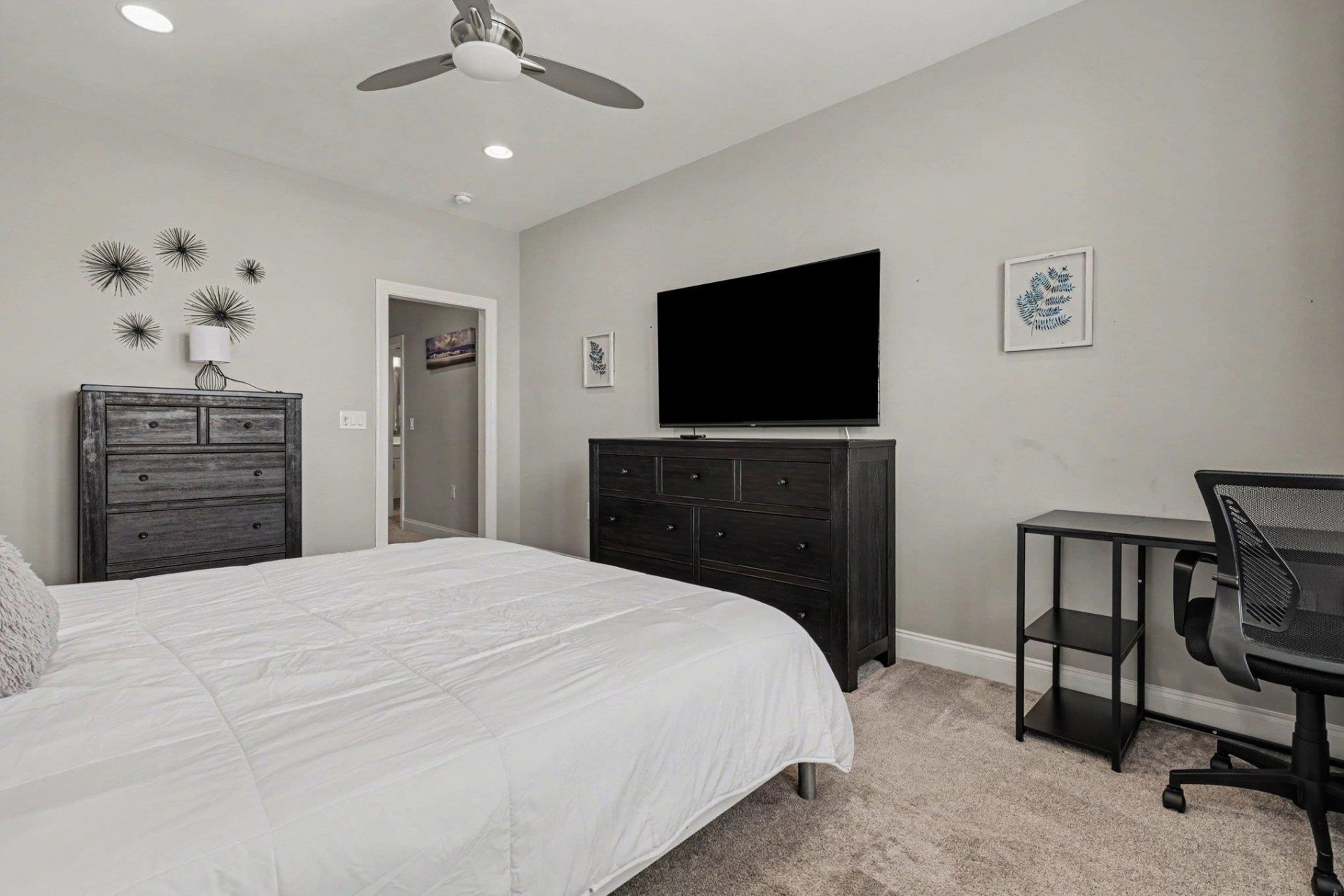 5204 Sea Coral Way Photo 12