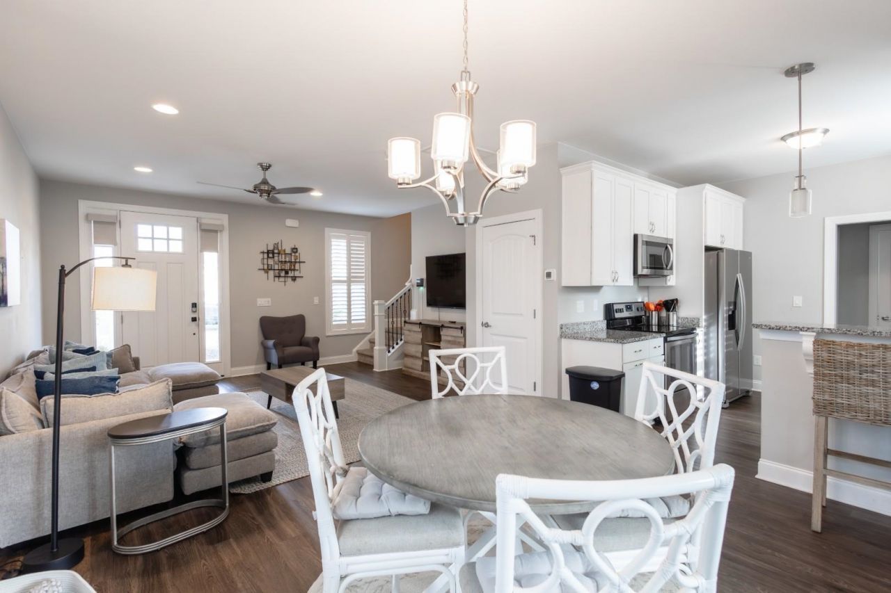 5204 Sea Coral Way Photo 17