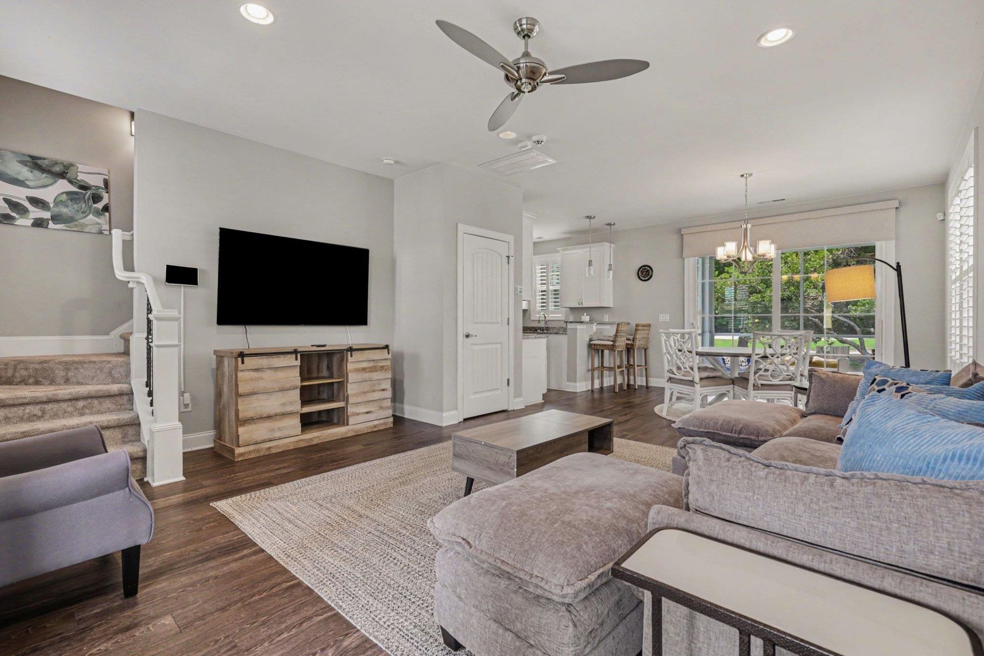 5204 Sea Coral Way Photo 4