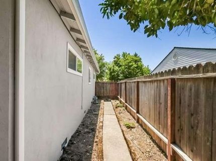 2167 Sarazen Ave, Sacramento, CA 95822 Photo