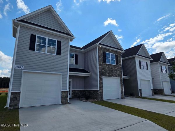 1904 Newbury Way , Unit B, Greenville, NC 27834