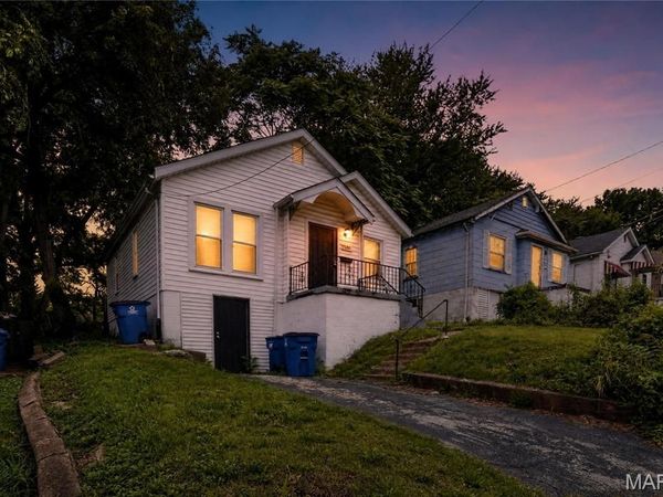 7110 Dawson Place , St Louis, MO 63136
